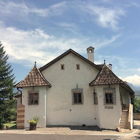 Ferienwohnung Ansitz Jenner Eppan an der Weinstraße Exterior foto
