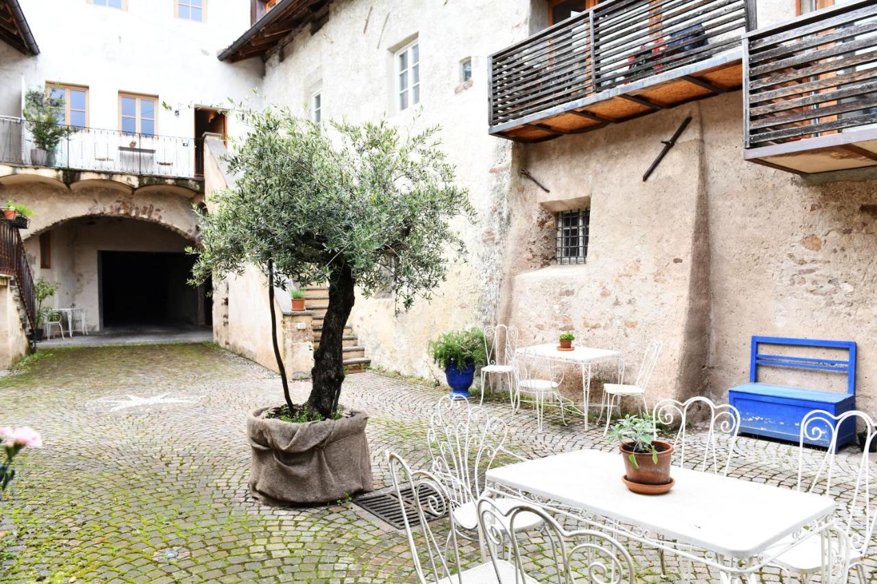 Ferienwohnung Ansitz Jenner Eppan an der Weinstraße Exterior foto