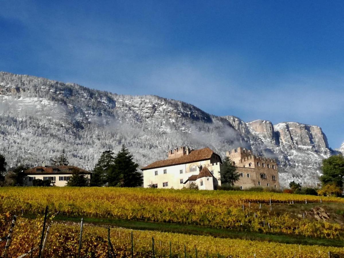 Ferienwohnung Ansitz Jenner Eppan an der Weinstraße Exterior foto