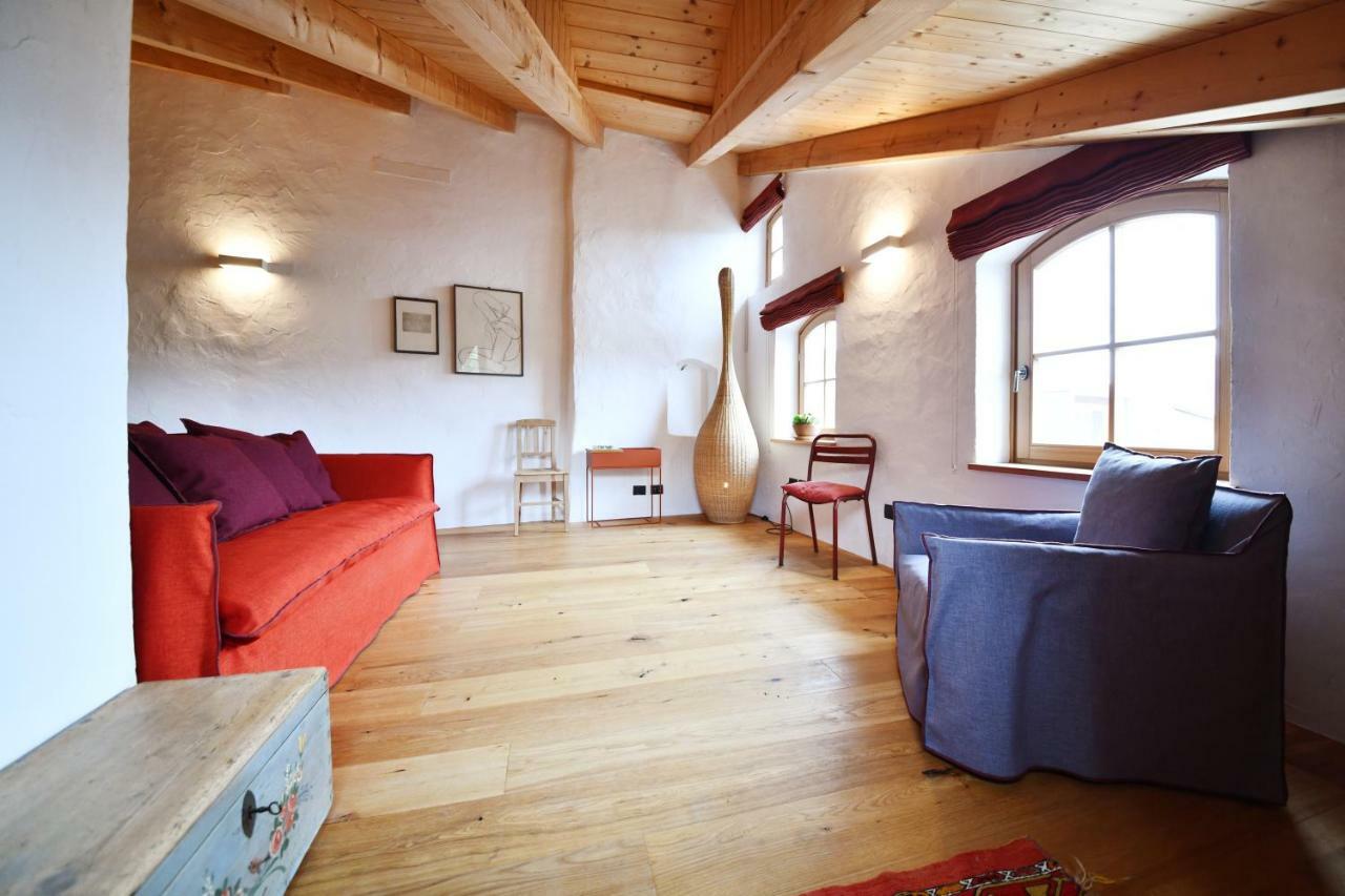 Ferienwohnung Ansitz Jenner Eppan an der Weinstraße Exterior foto
