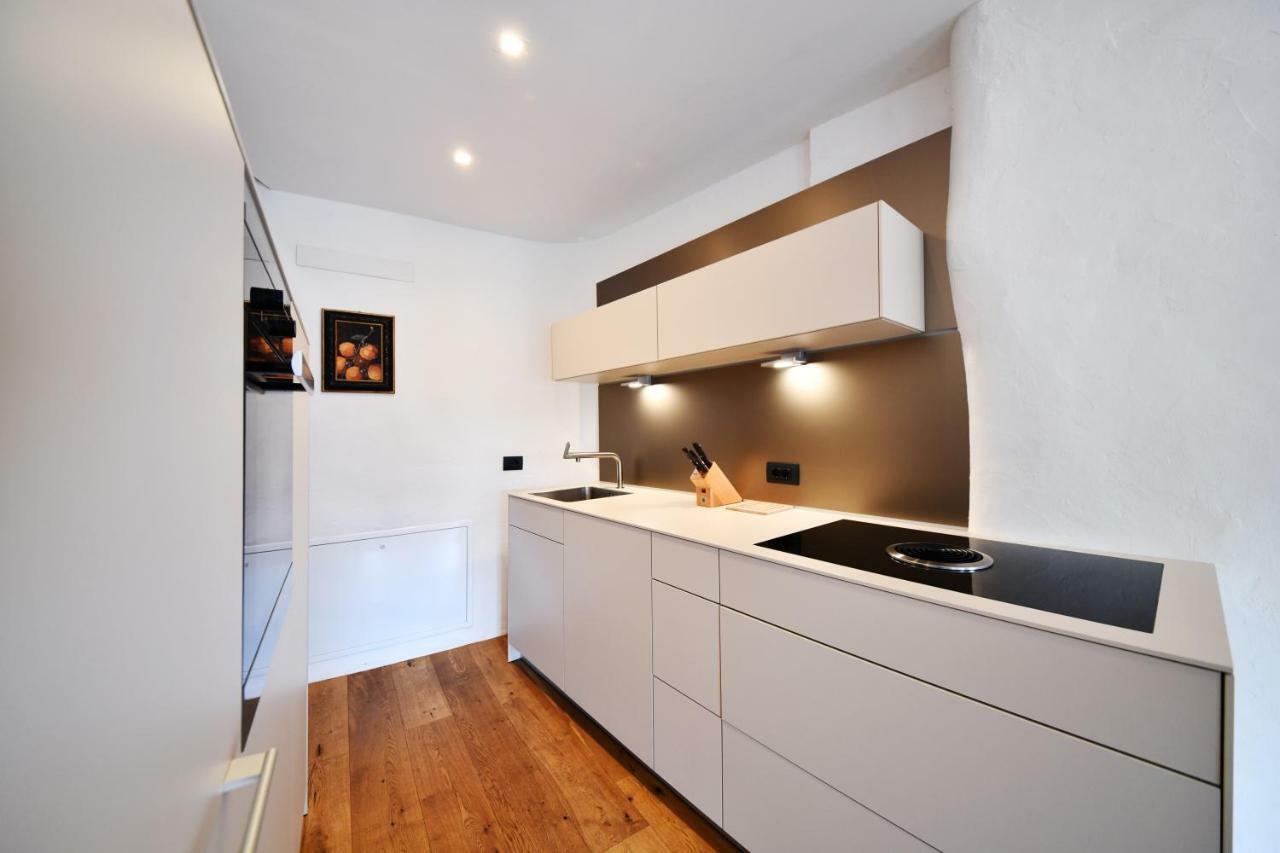 Ferienwohnung Ansitz Jenner Eppan an der Weinstraße Exterior foto