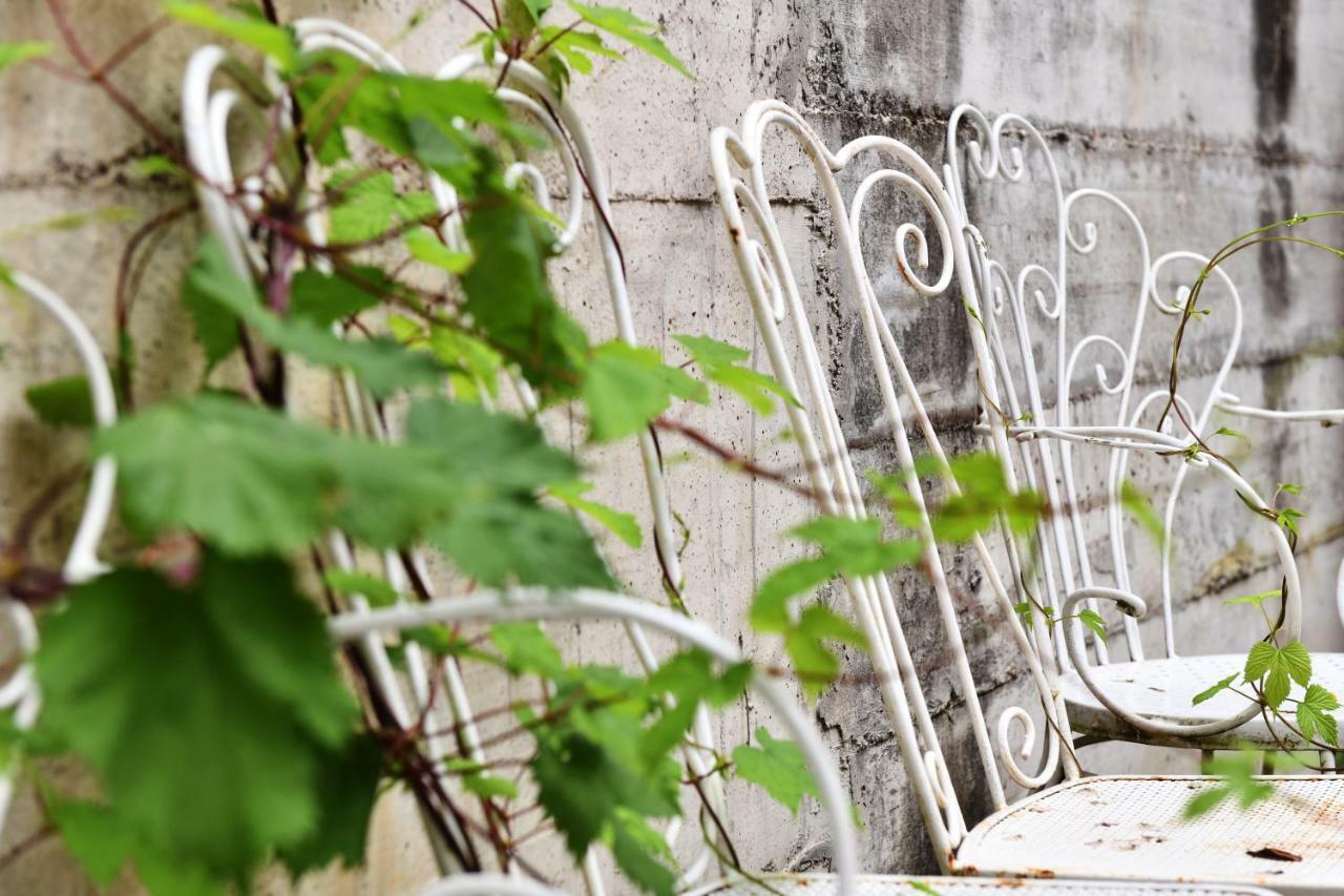 Ferienwohnung Ansitz Jenner Eppan an der Weinstraße Exterior foto